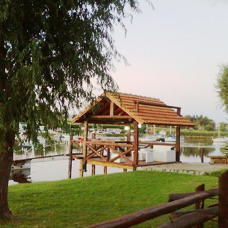 Cabanas Rio Quequen Necochea Exterior foto